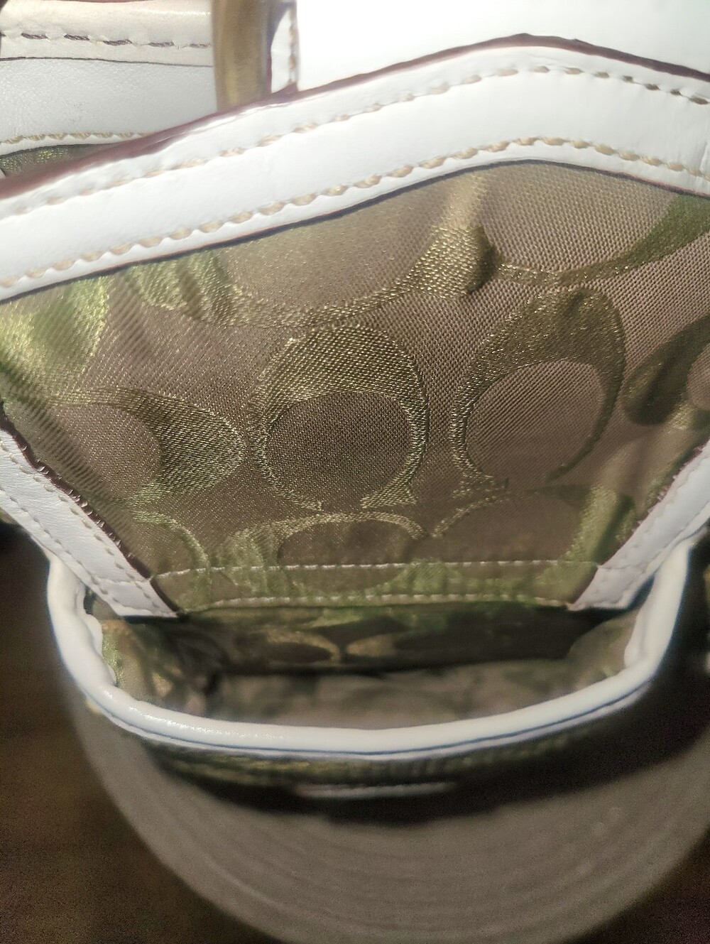 Coach Legacy Buckle Straw Shoulder Bag 2005 - Picture 7 of 14